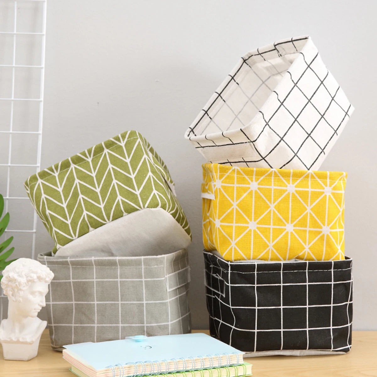 StackBox Clothes – Stapelbare Textilbox